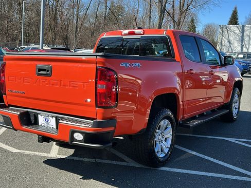 Used 2022 Chevrolet Colorado LT w/ LT Convenience Package image 7