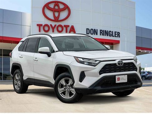 Certified 2024 Toyota RAV4 XLE image 1