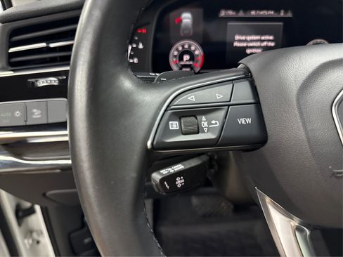 Used 2022 Audi Q7 3.0T Premium image 26