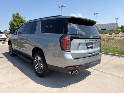 Used 2025 Chevrolet Suburban Z71 AWD/4WD image 8