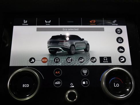 Used 2019 Land Rover Range Rover Velar R-Dynamic SE AWD/4WD image 54