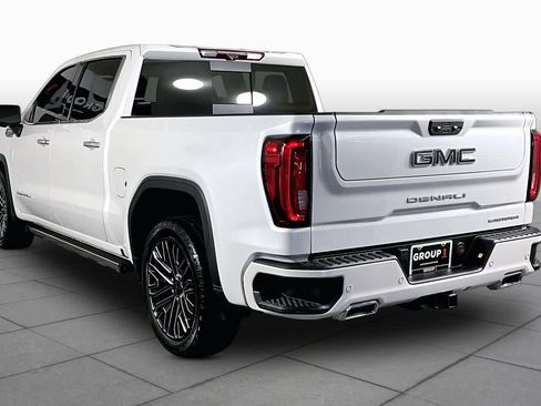 Used 2022 GMC Sierra 1500 Denali Ultimate AWD/4WD image 11