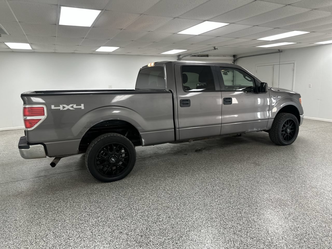 Used 2014 Ford F150 XLT AWD/4WD image 8