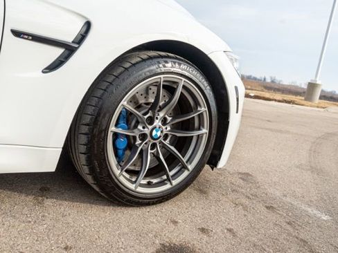 Used 2018 BMW M3 image 9