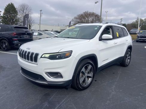 Used 2020 Jeep Cherokee Limited image 3