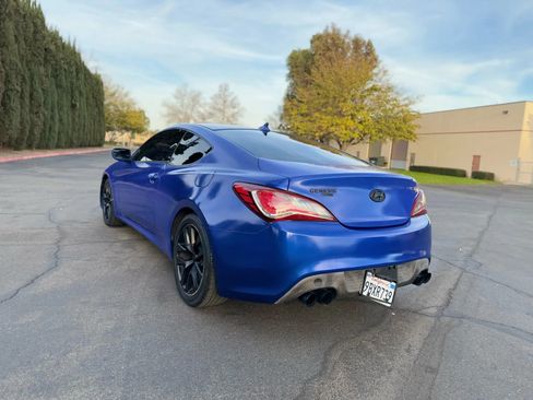 Used 2013 Hyundai Genesis 2.0T RWD image 18