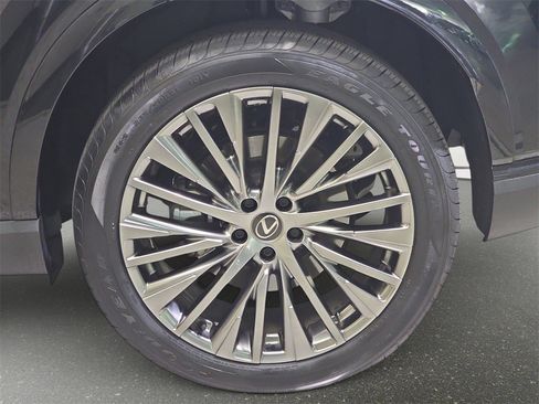 Certified 2024 Lexus RX 450h 450h+ Luxury image 33