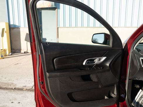 Used 2016 GMC Terrain SLE image 18