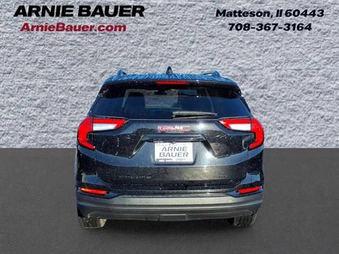 Used 2024 GMC Terrain SLE w/ Driver Convenience Package AWD/4WD image 8