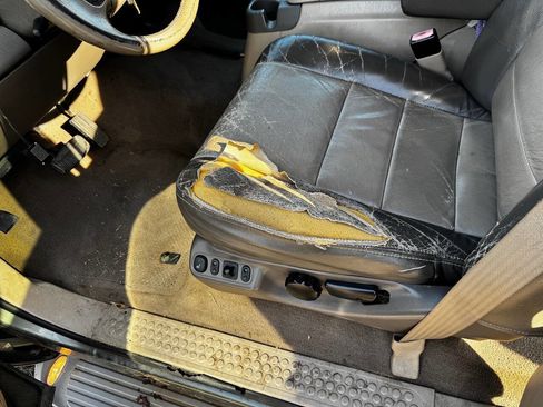 Used 2003 Ford Excursion Eddie Bauer image 13