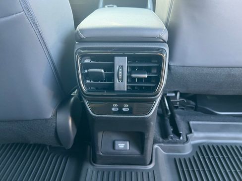 Used 2023 Lexus RZ 450e Premium image 45