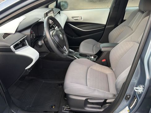 Used 2025 Toyota Corolla SE FWD image 10