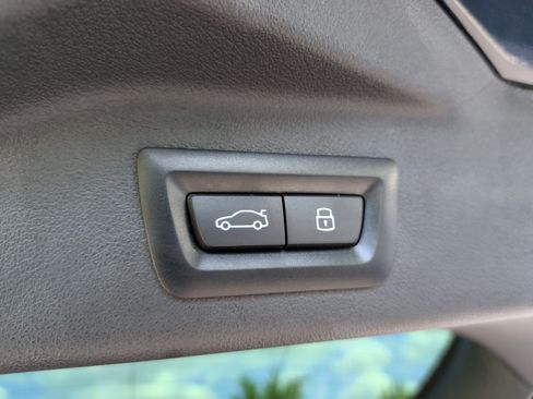 Certified 2024 BMW X7 M60i w/ Executive Package image 51