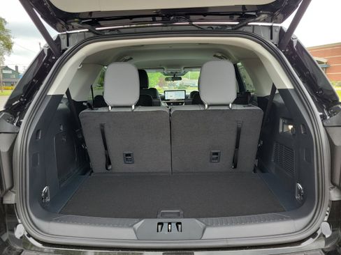 New 2026 Ford Explorer Active w/ Active Comfort Package AWD/4WD image 15