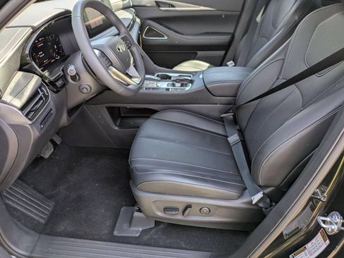 Certified 2026 INFINITI QX60 Luxe w/ Family Package AWD/4WD image 12