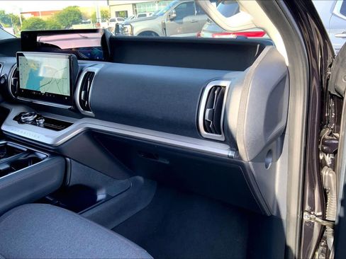 Certified 2025 Ford Expedition Active RWD image 17