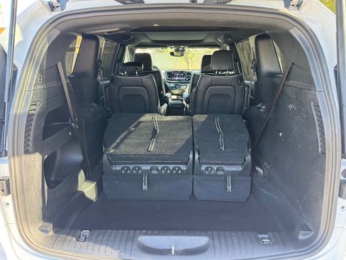 Used 2025 Chrysler Pacifica Limited FWD image 22