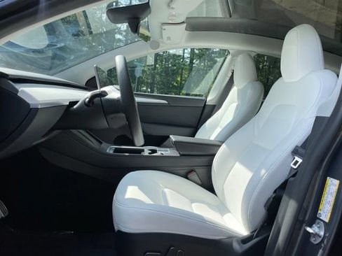 Used 2023 Tesla Model Y Performance AWD/4WD image 14