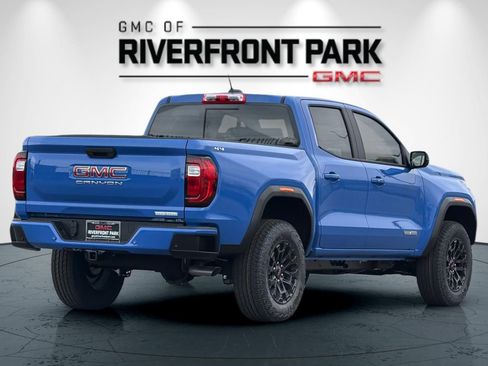 New 2026 GMC Canyon Elevation AWD/4WD image 3