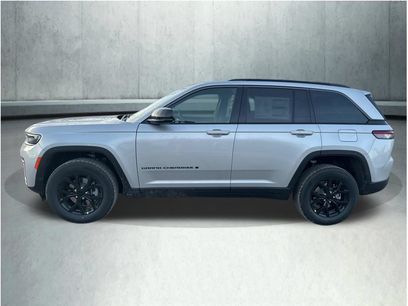 New 2026 Jeep Grand Cherokee Altitude