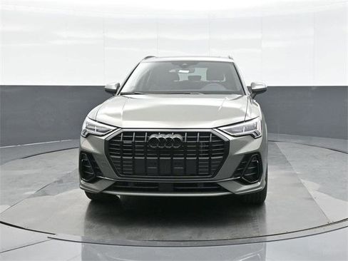 New 2025 Audi Q3 2.0T Premium image 2