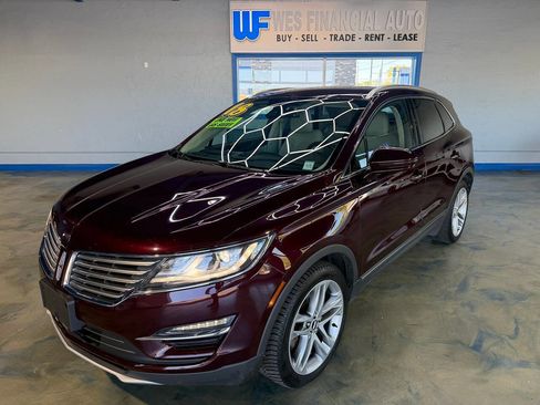 Used 2018 Lincoln MKC Reserve w/ Lincoln MKC Climate Package AWD/4WD image 9