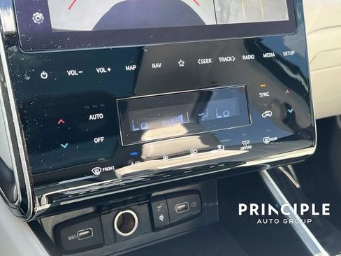 Used 2023 Hyundai Tucson Limited w/ Cargo Package AWD/4WD image 25
