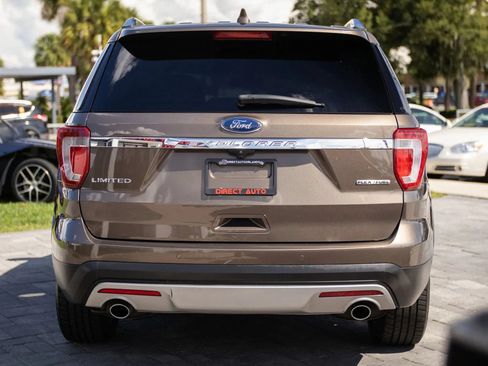 Used 2016 Ford Explorer Limited w/ Equipment Group 301A FWD image 11