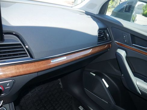 Certified 2023 Audi Q5 2.0T Premium Plus w/ Premium Plus Package AWD/4WD image 37