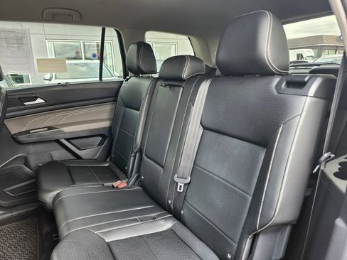 Certified 2023 Volkswagen Atlas SE w/ Black Wheel Package AWD/4WD image 13