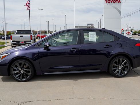 Certified 2024 Toyota Corolla SE FWD image 5