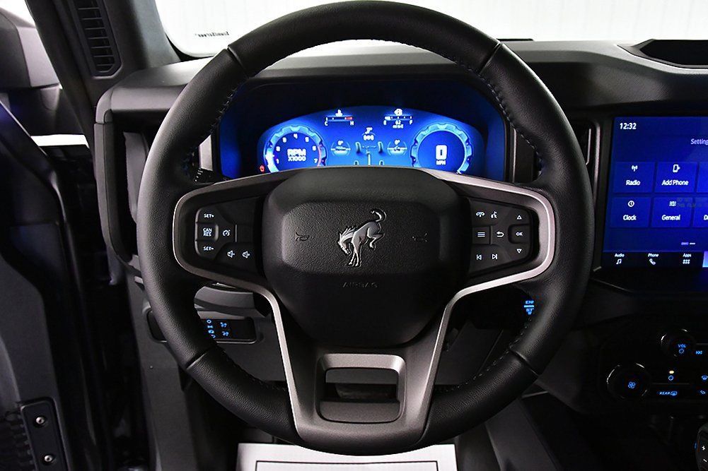 New 2025 Ford Bronco Big Bend w/ Black Diamond Package AWD/4WD image 17