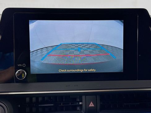 Used 2025 Toyota Prius XLE image 13