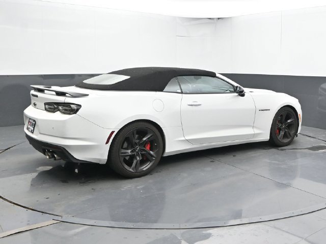 Used 2024 Chevrolet Camaro SS RWD image 2