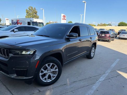 Used 2022 Jeep Grand Cherokee L Limited AWD/4WD image 1