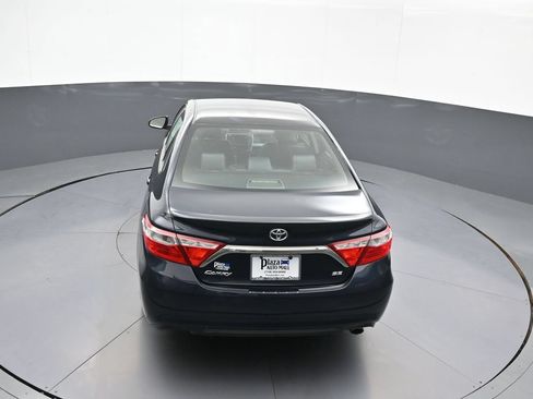 Used 2017 Toyota Camry SE FWD image 38