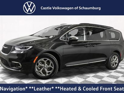 Used 2023 Chrysler Pacifica Limited