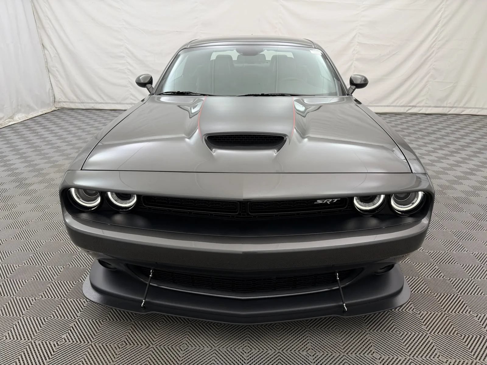 Used 2017 Dodge Challenger SRT RWD image 3