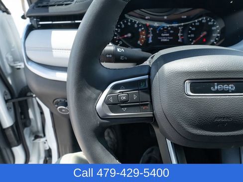 Used 2025 Jeep Compass Limited AWD/4WD image 25