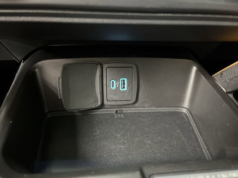 Used 2023 Ford Bronco Badlands AWD/4WD image 22