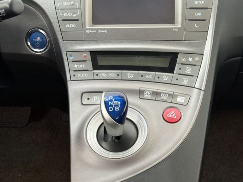 Used 2015 Toyota Prius Three FWD image 18