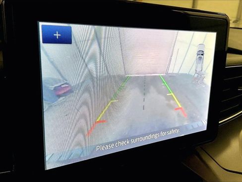 Used 2021 Ford Explorer XLT w/ Equipment Group 202A image 20