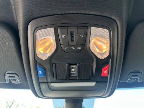 Used 2023 RAM 1500 Big Horn AWD/4WD image 40