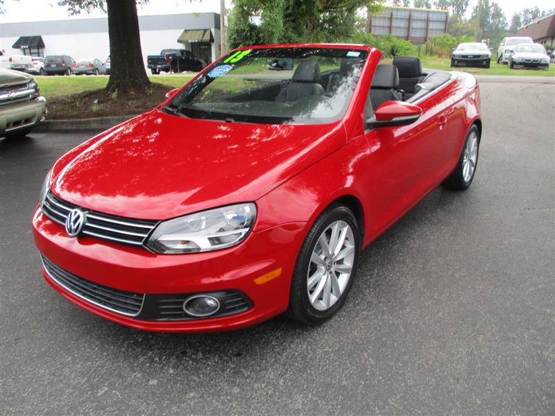 Used 2013 Volkswagen Eos Komfort FWD image 3
