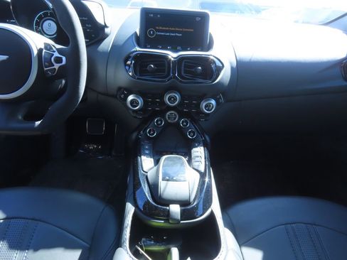Used 2020 Aston Martin V8 Vantage Coupe image 7