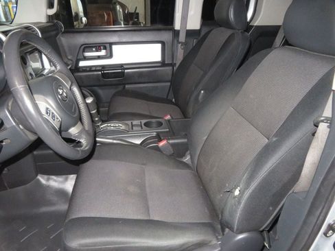 Used 2007 Toyota FJ Cruiser 4WD w/ Upgrade Pkg 1 image 20