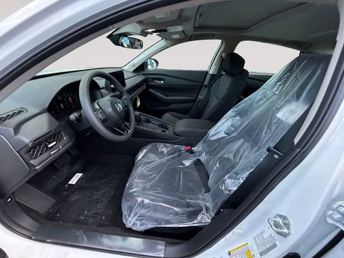 New 2026 Honda Accord SE image 9