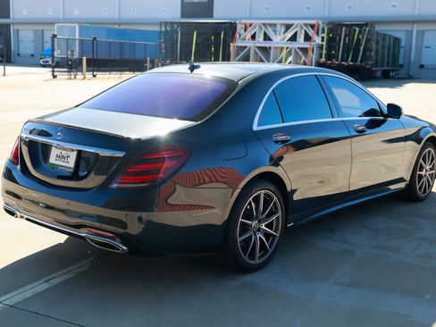 Used 2019 Mercedes-Benz S 560 Sedan image 16
