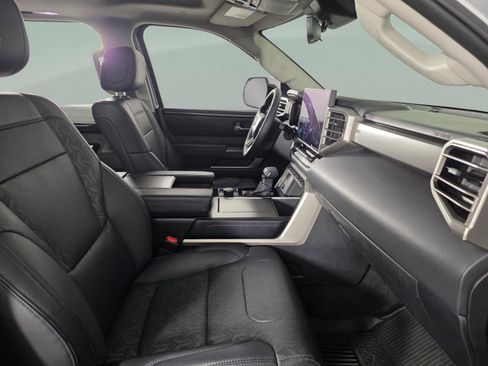 Used 2024 Toyota Sequoia SR5 image 28