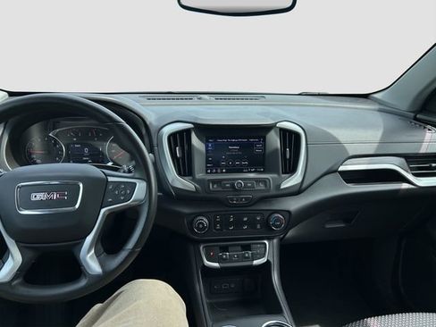 Used 2024 GMC Terrain SLE AWD/4WD image 38